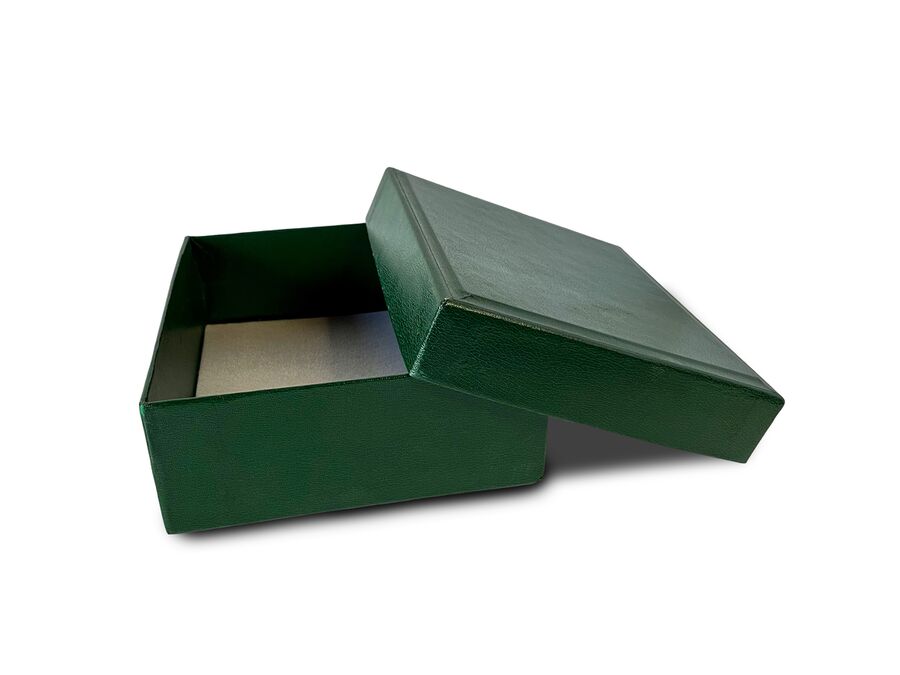 Green custom rigid setup box with lid